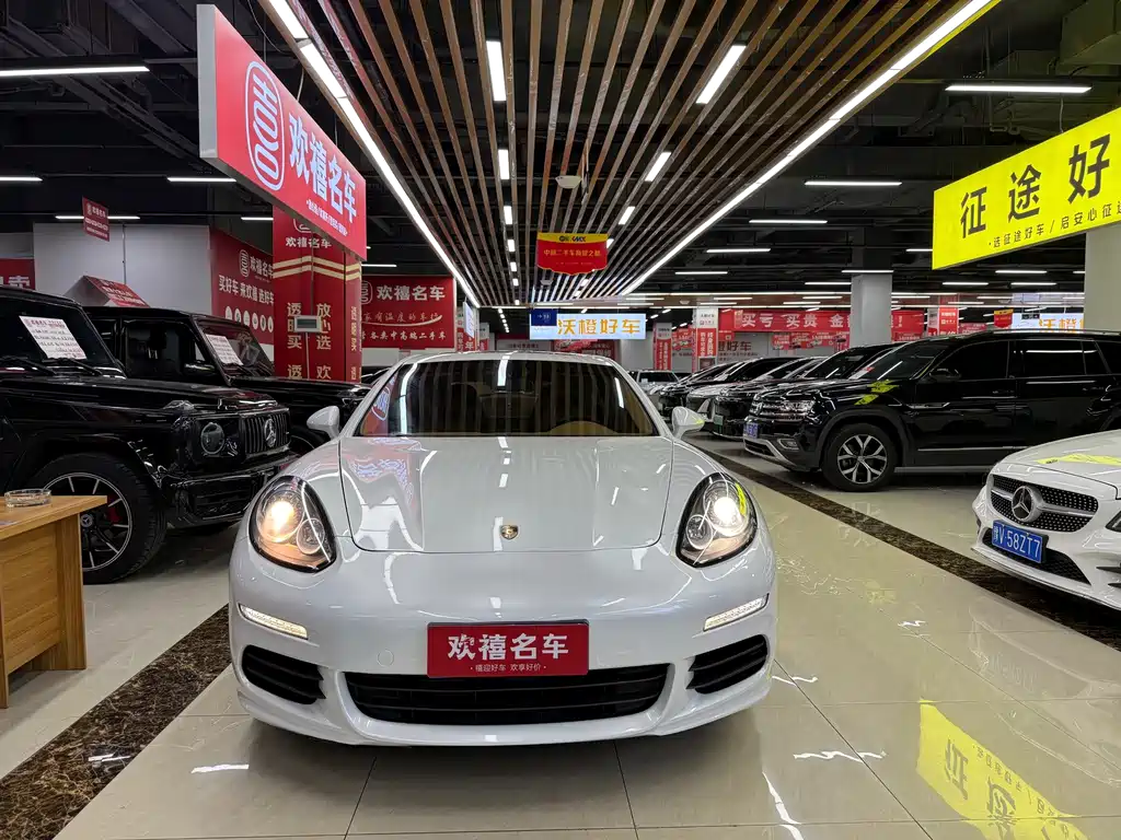 Porsche Panamera — миниатюра 2