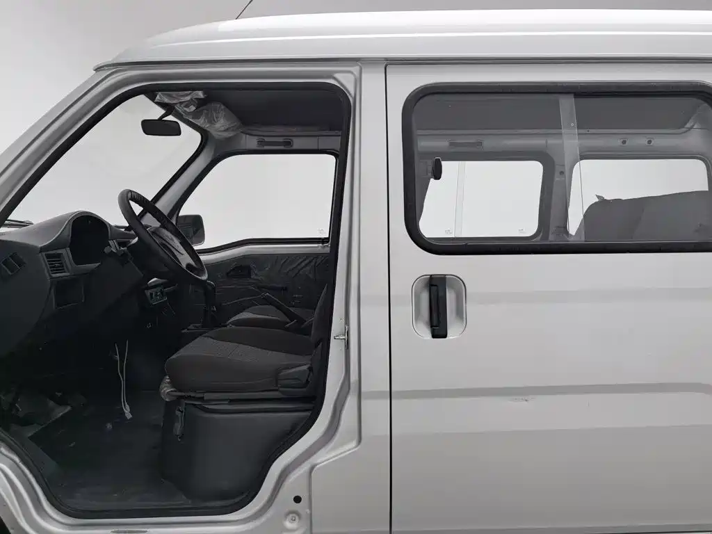 Wuling Zhiguang — миниатюра 10