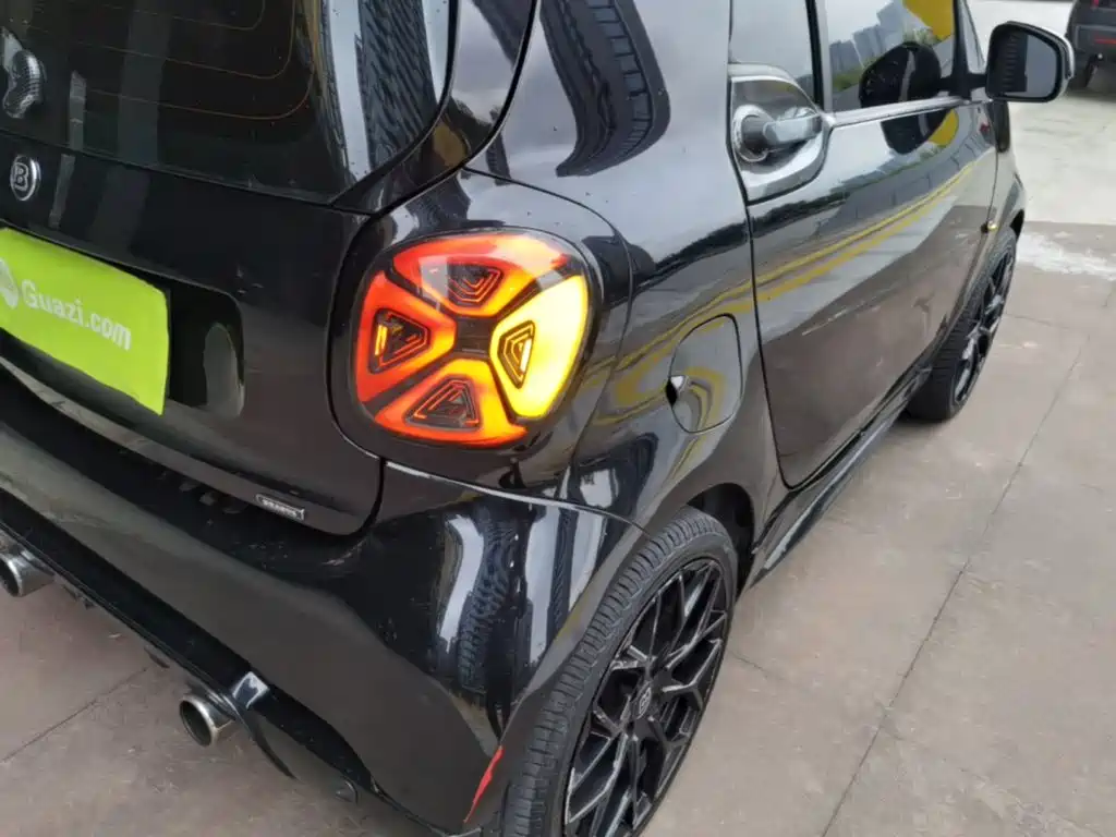 smart Smart Fortwo — миниатюра 8