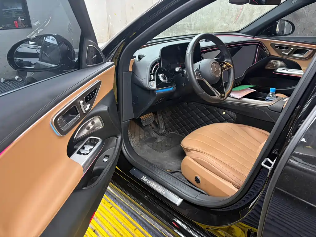 Mercedes-Benz E-Class — миниатюра 5