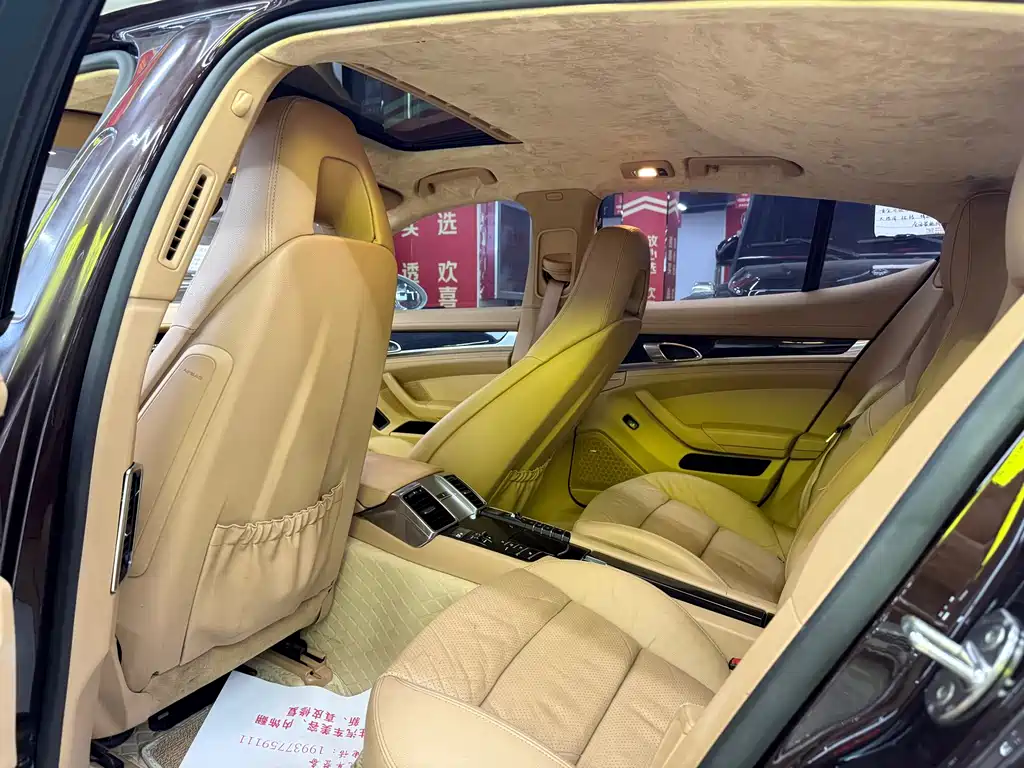 Porsche Panamera — миниатюра 6