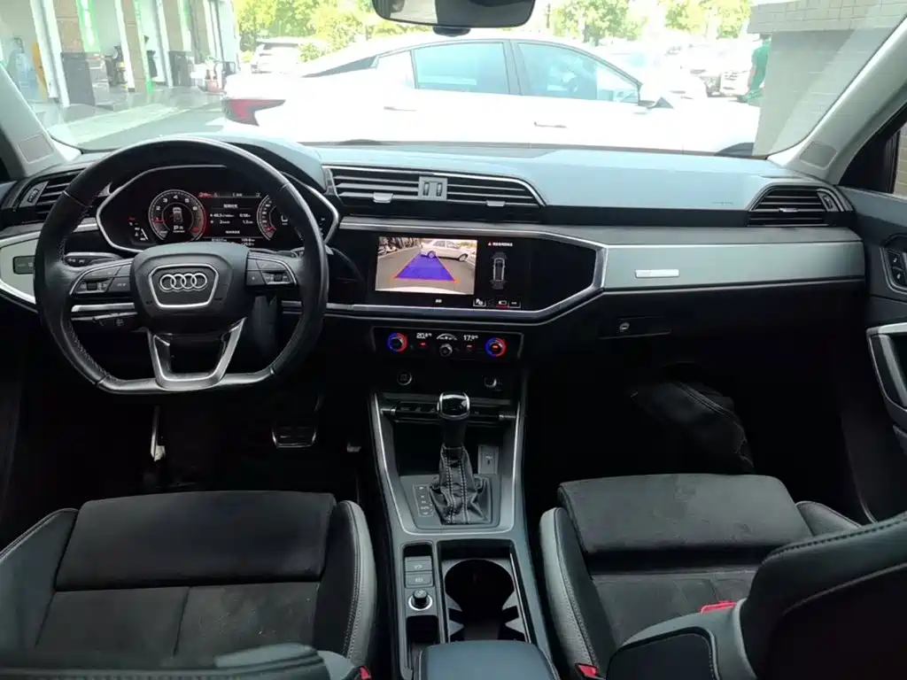 Audi Q3 — миниатюра 10
