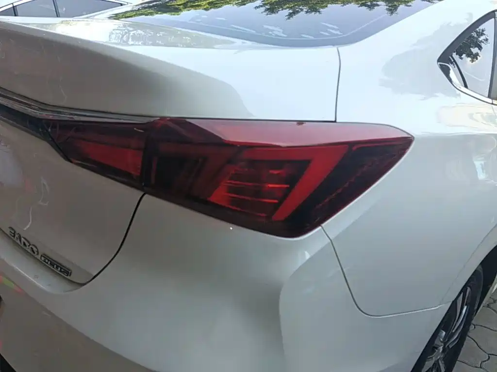 Changan Eado — миниатюра 8