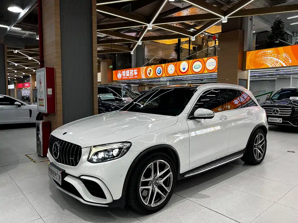 Mercedes-Benz GLC AMG