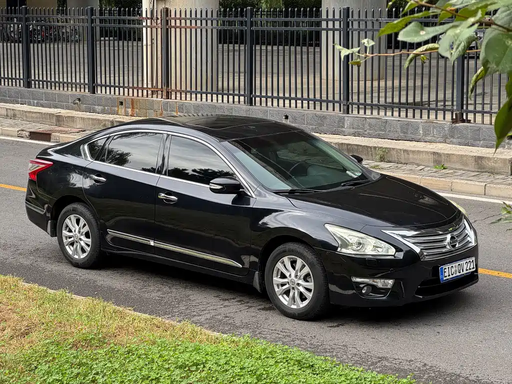 Nissan Teana — миниатюра 2