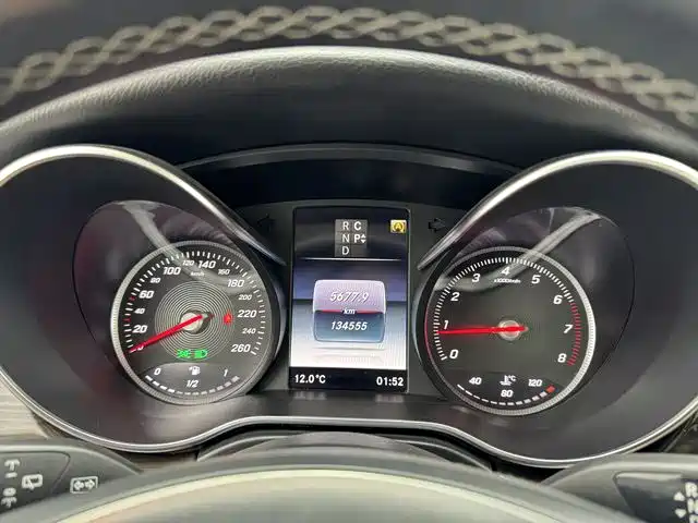 MERCEDES-BENZ V CLASS