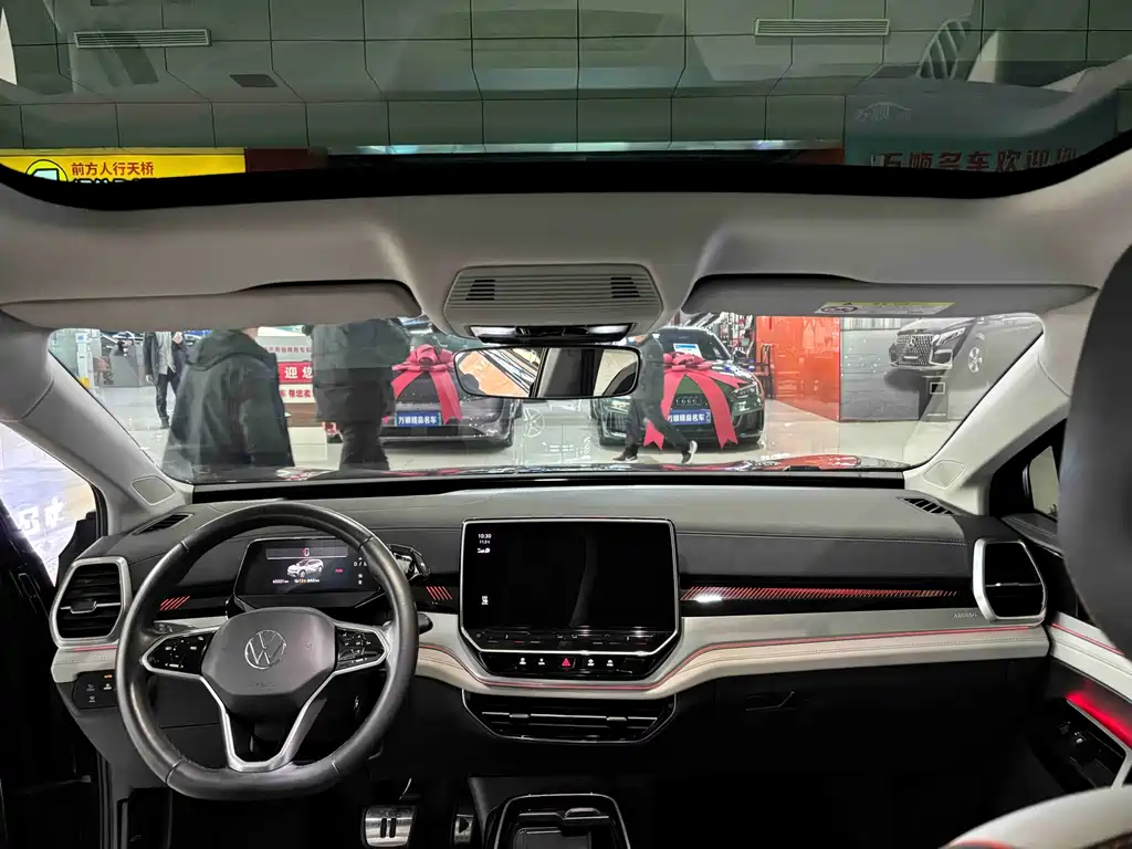 VOLKSWAGEN ID.6 CROZZ