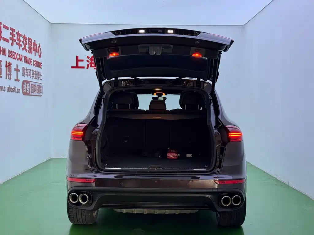 Porsche Cayenne — миниатюра 32