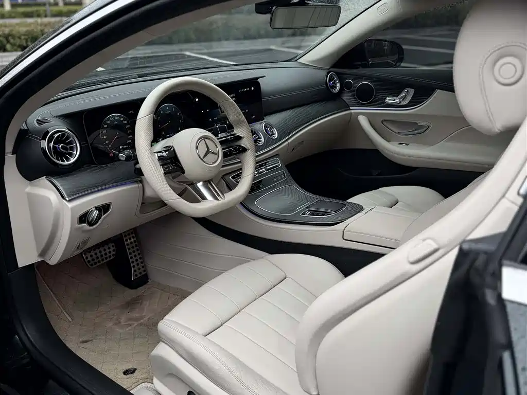 MERCEDES-BENZ E CLASS