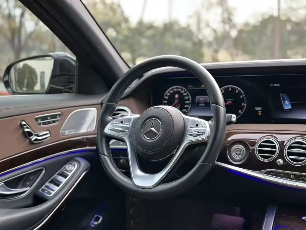 MERCEDES-BENZ S CLASS