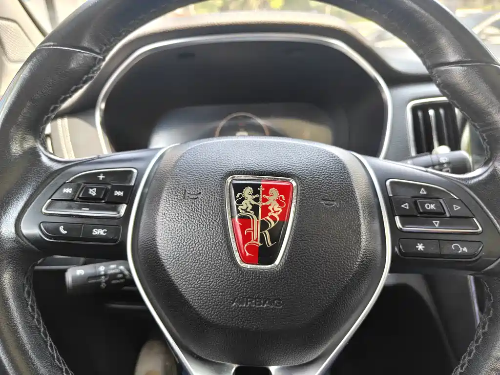 Roewe RX5 New Energy — миниатюра 21
