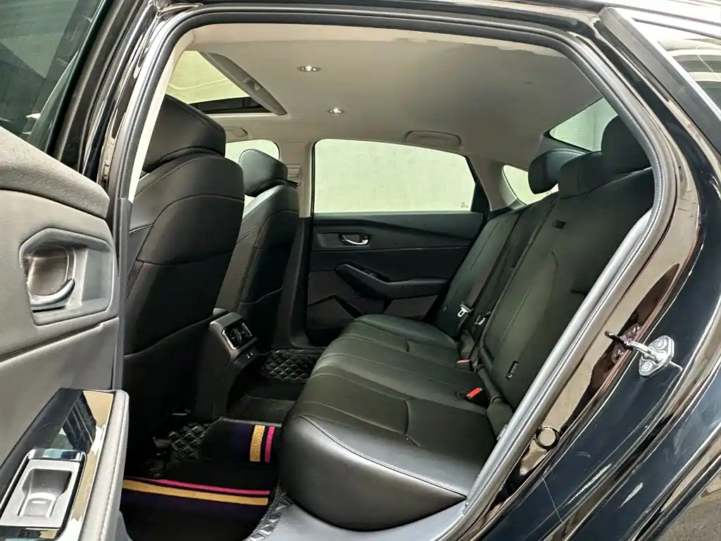 Honda Inspire — миниатюра 10