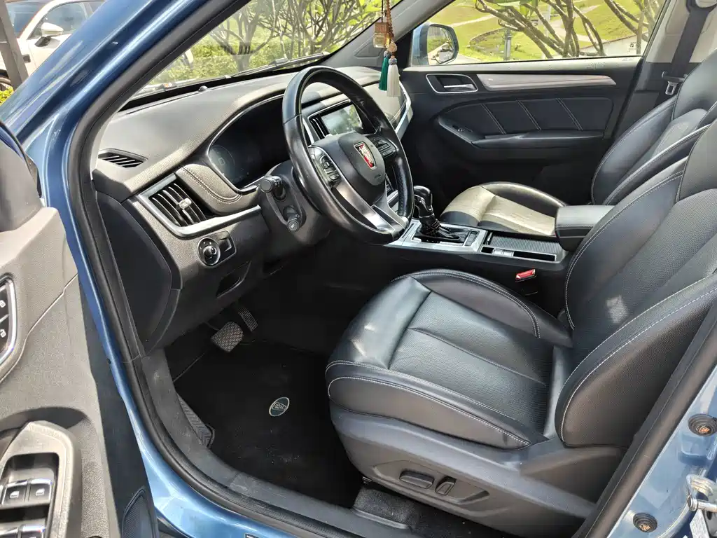 Roewe RX5 New Energy — миниатюра 12
