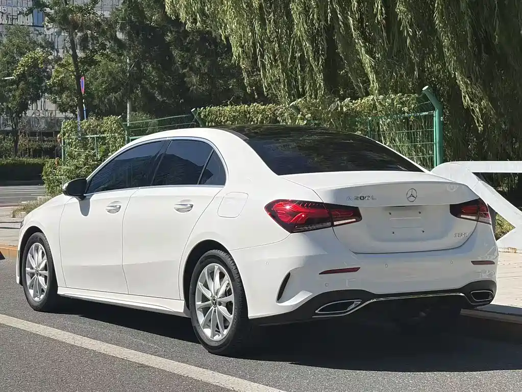 Mercedes-Benz A-Class — миниатюра 15