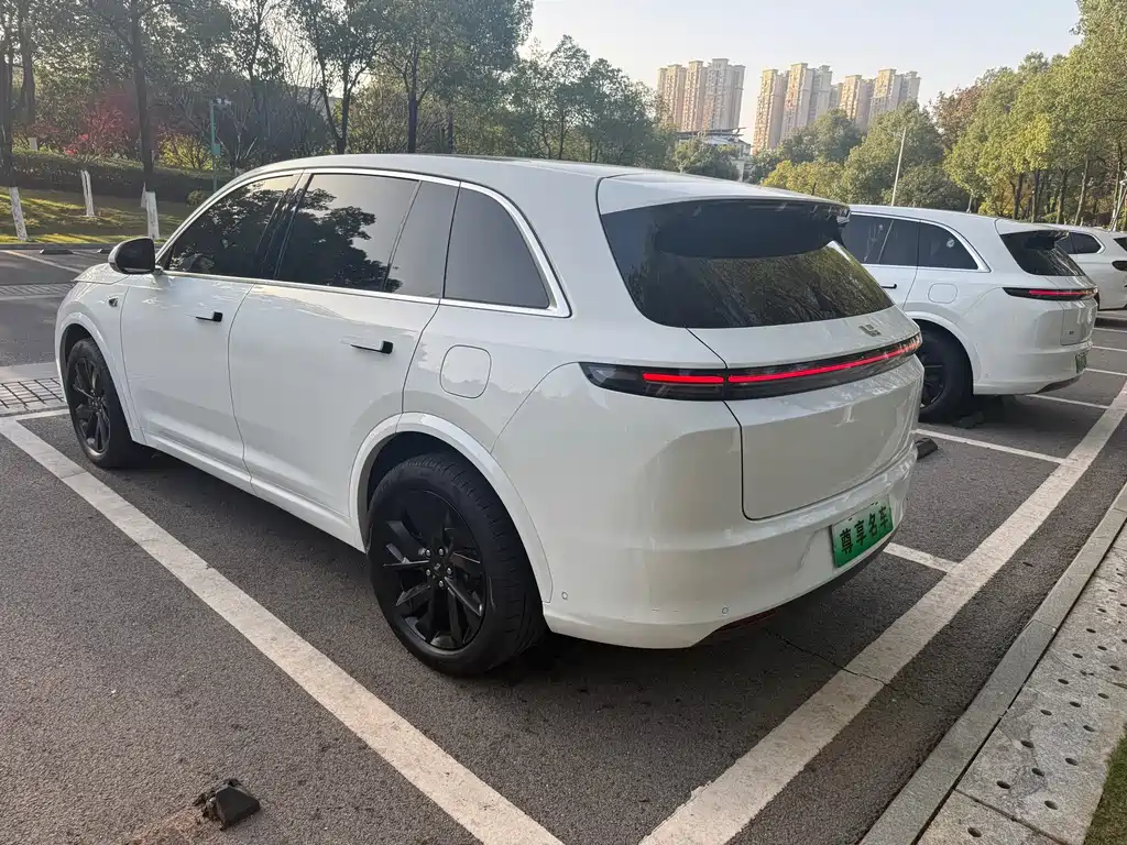 Li Auto IDEAL L7