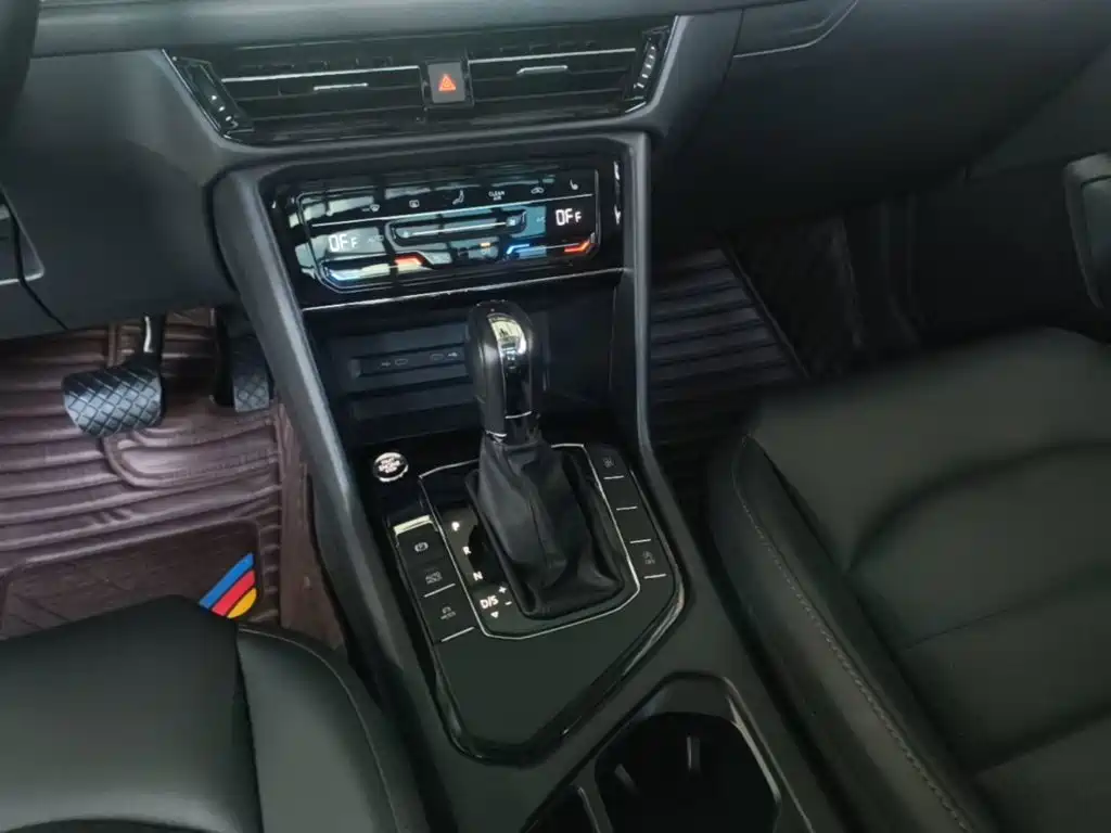 Volkswagen Tharu — миниатюра 14