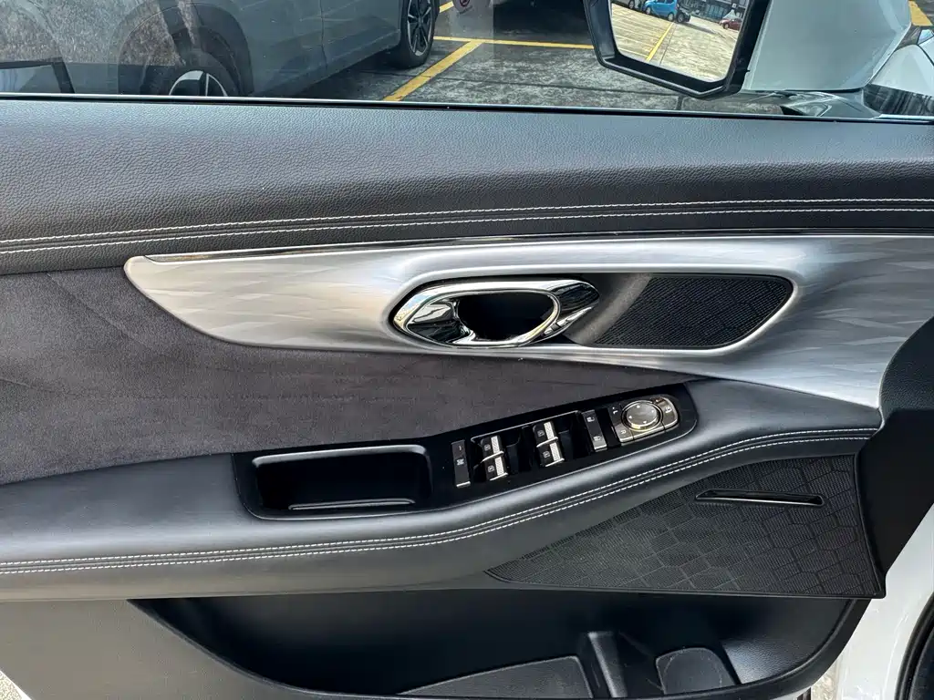 GAC Motor Trumpchi GS8 — миниатюра 23