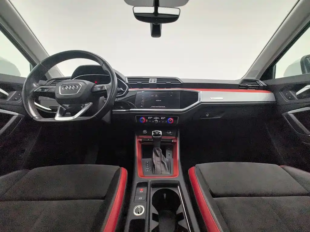 Audi Q3 — миниатюра 5