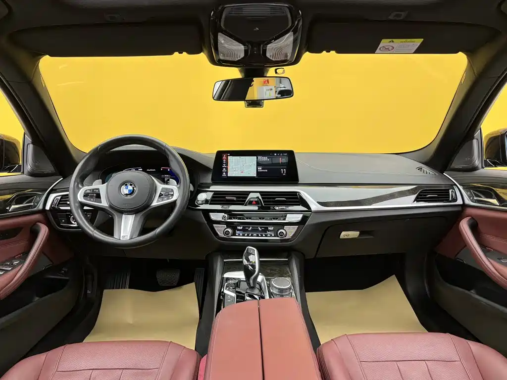 BMW 5 Series — миниатюра 16