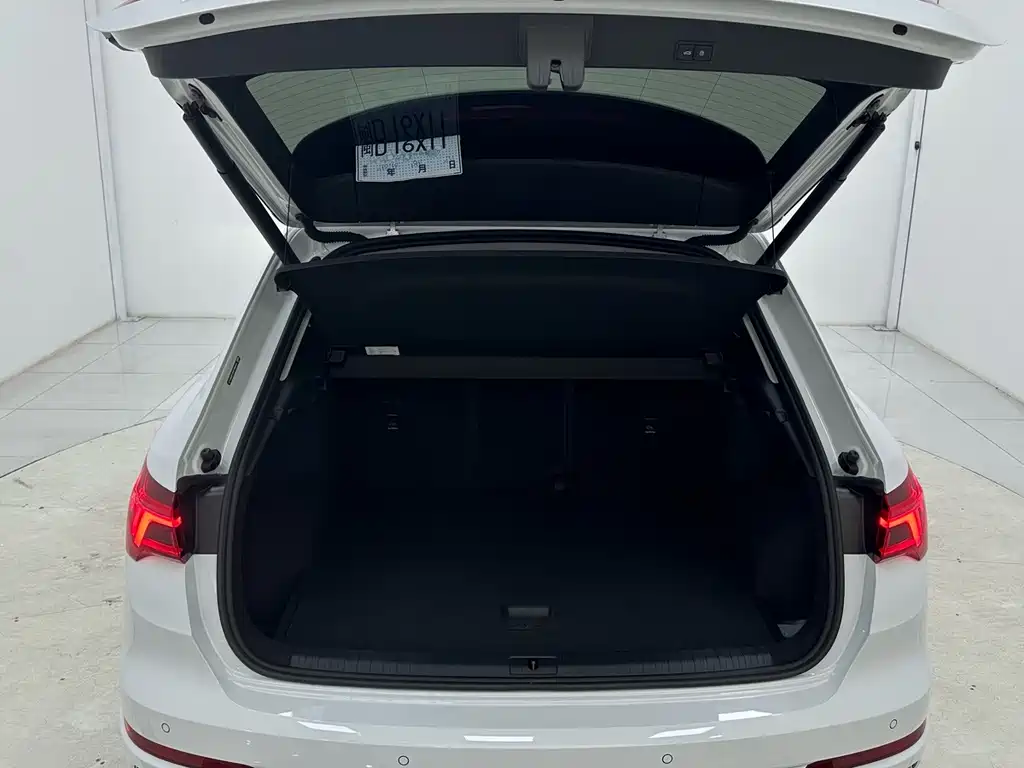 Audi Q3 — миниатюра 16