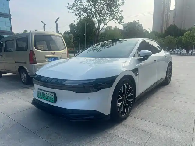 Zeekr 007 2024