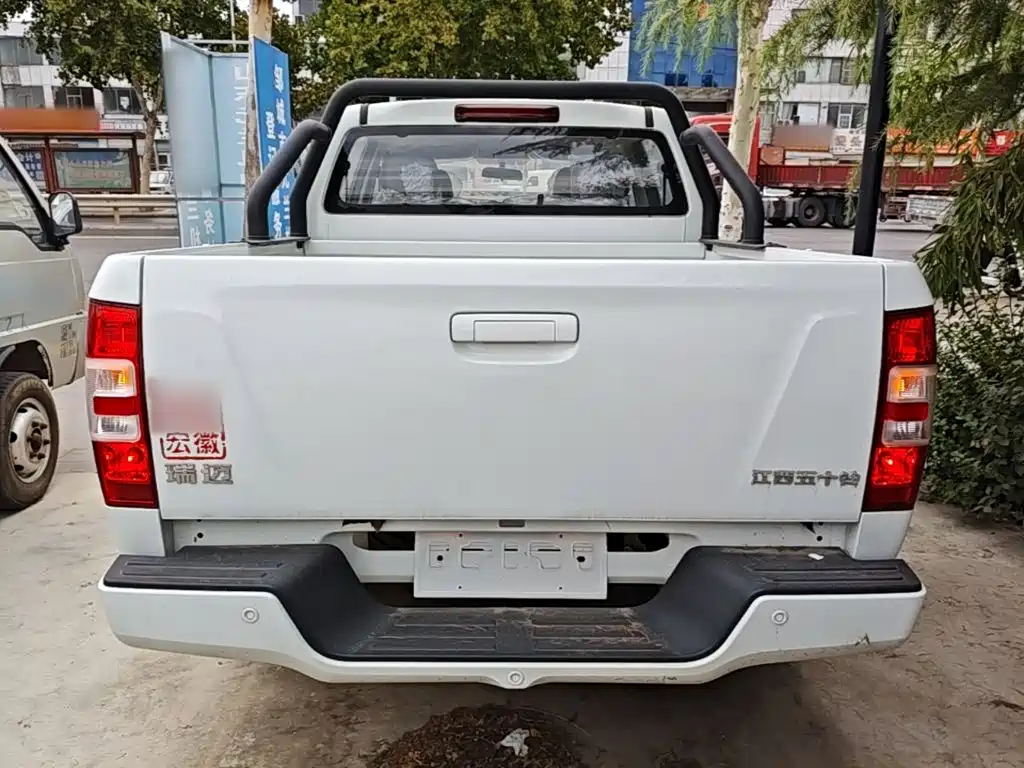 Isuzu RE-MAX Ruimai — миниатюра 6