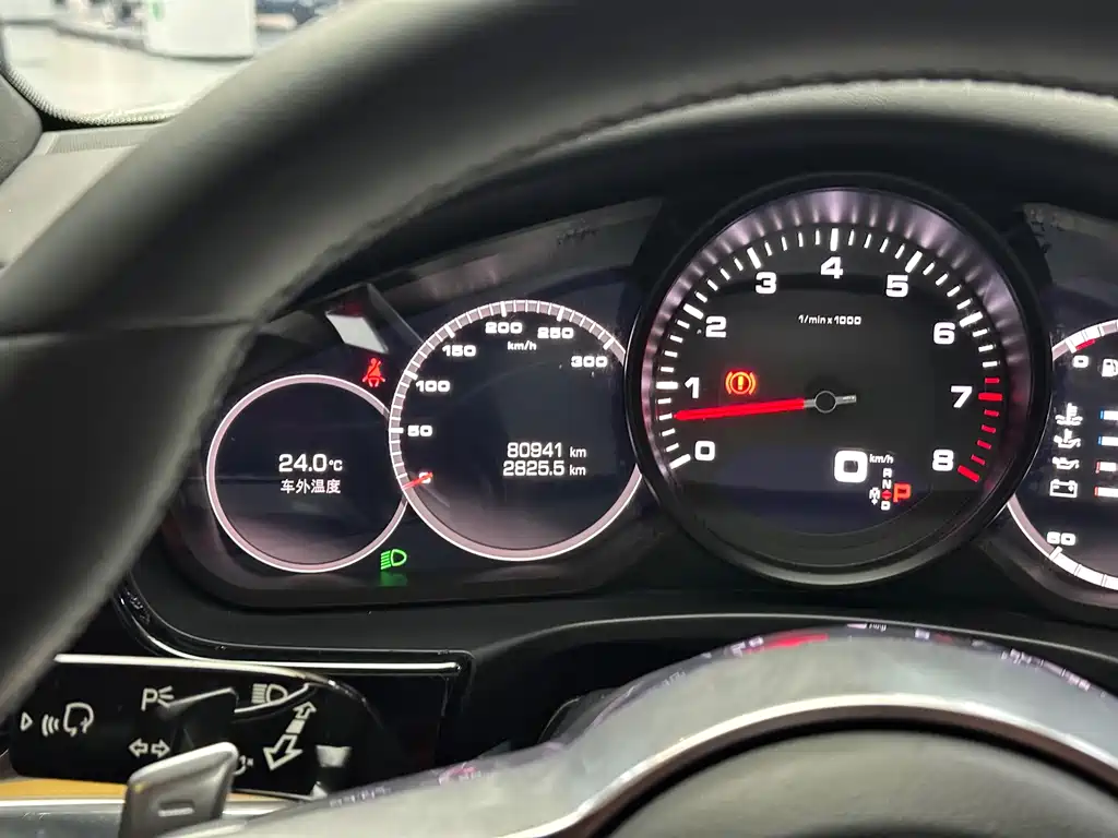Porsche Panamera — миниатюра 12