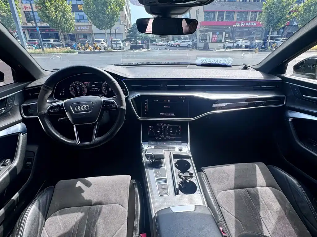 Audi A6L — миниатюра 6
