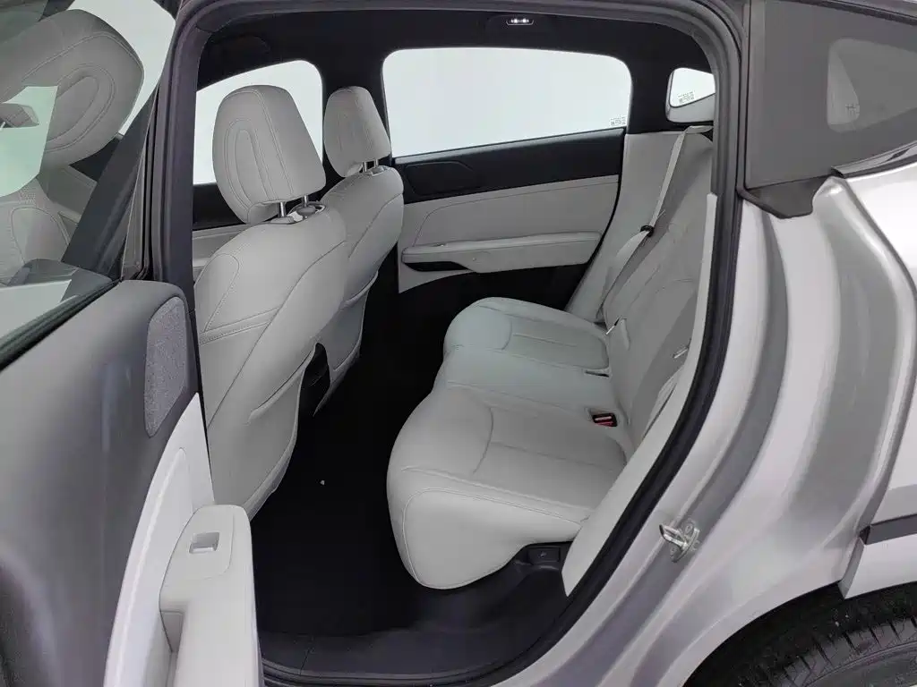 XPeng G6 — миниатюра 15