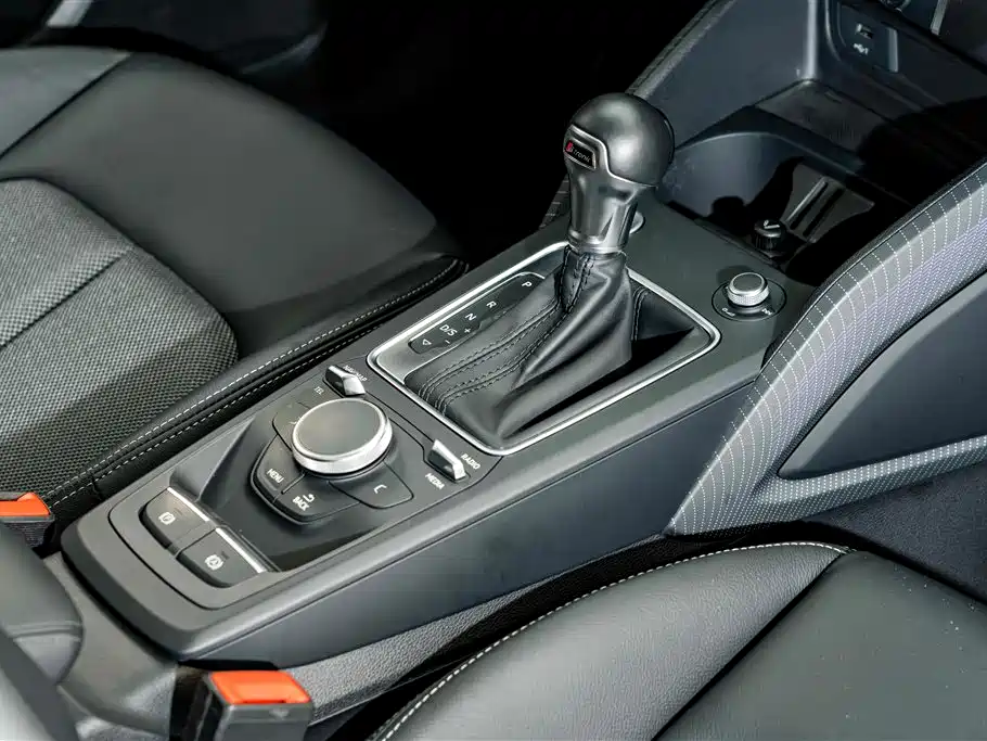 Audi Q2L — миниатюра 18