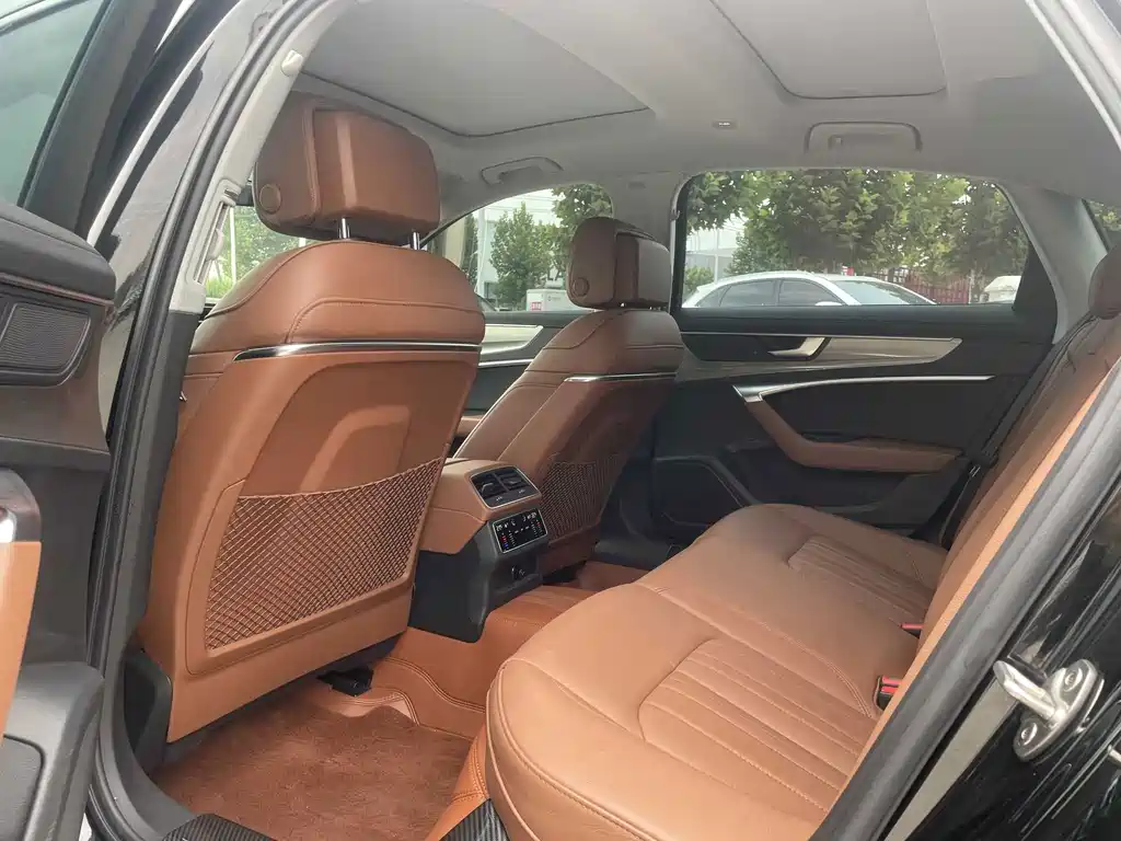 Audi A6L — миниатюра 8