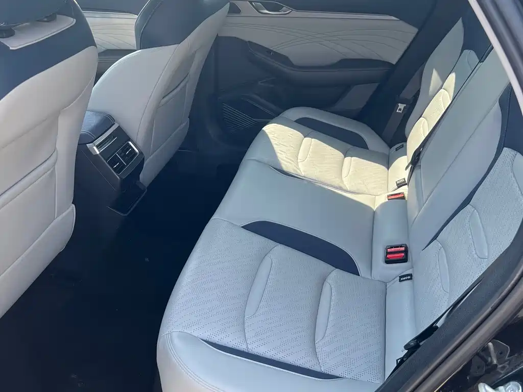 Geely Xingrui — миниатюра 12