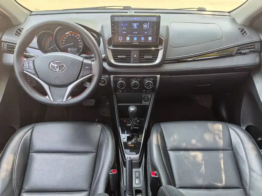 Toyota Yaris L — миниатюра 12