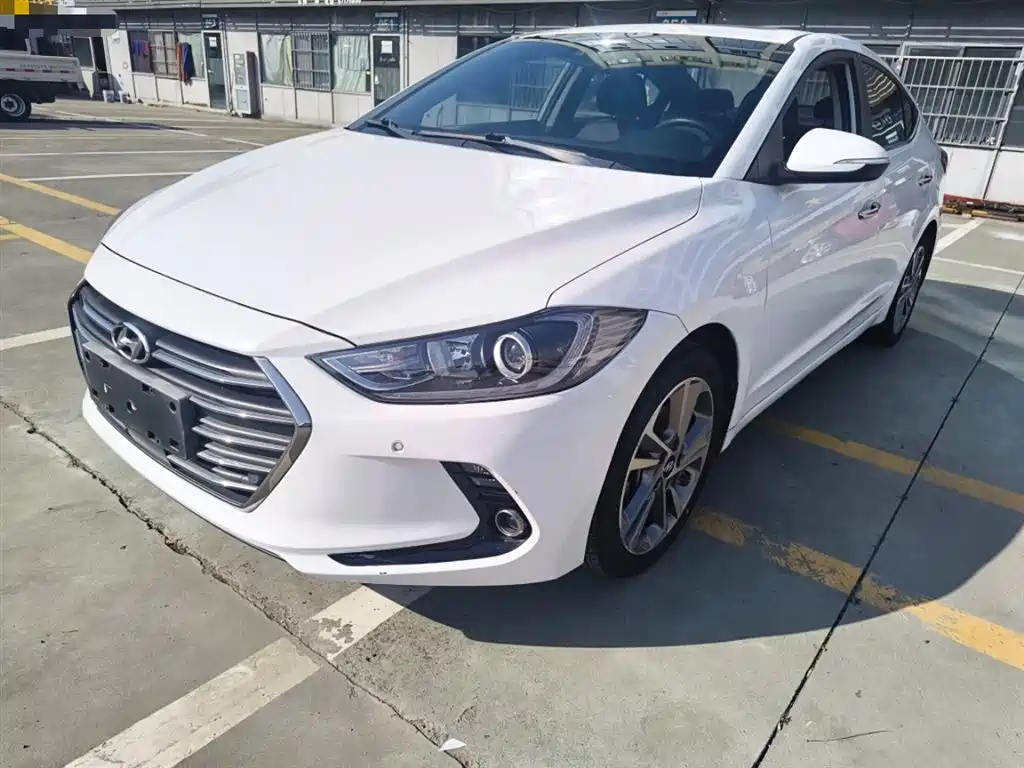 Hyundai Elantra 2017