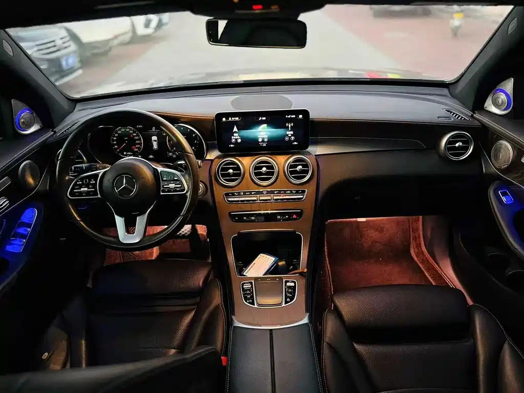 Mercedes-Benz GLC — миниатюра 10