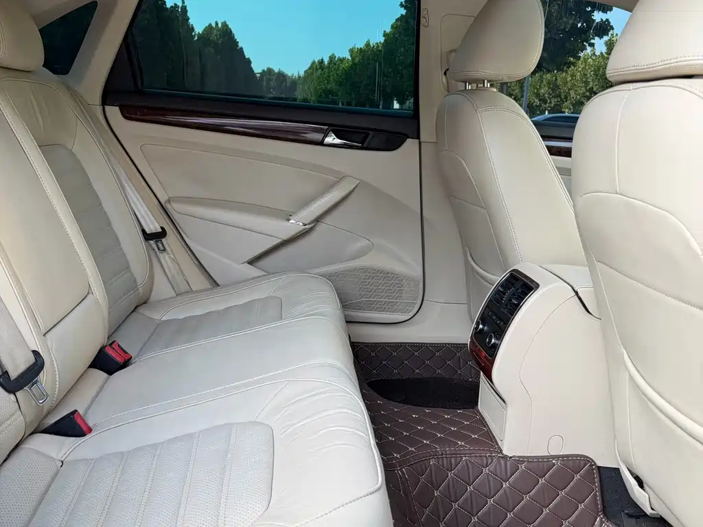 Volkswagen Passat — миниатюра 11