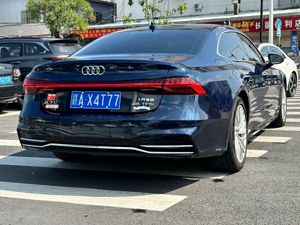 Audi A7L — миниатюра 6