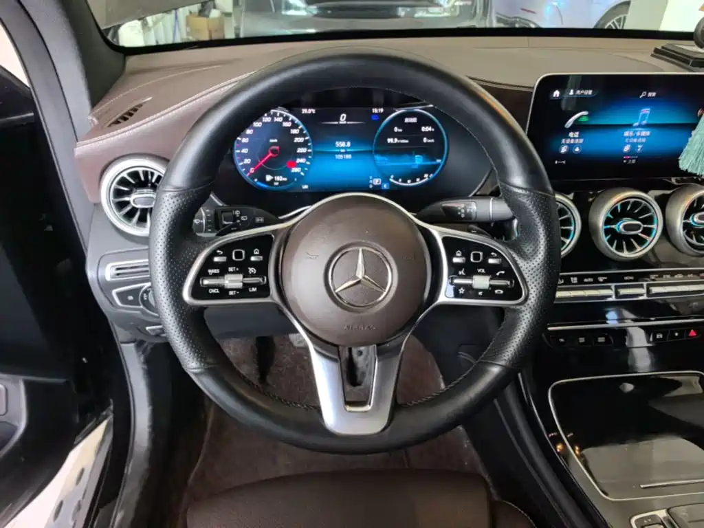 Mercedes-Benz GLC — миниатюра 11