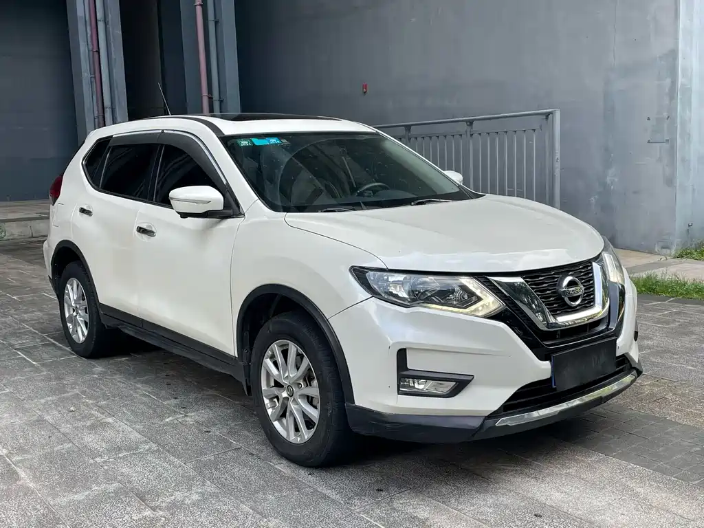 Nissan X-Trail — миниатюра 3