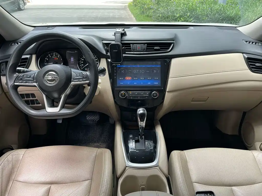 Nissan X-Trail — миниатюра 7
