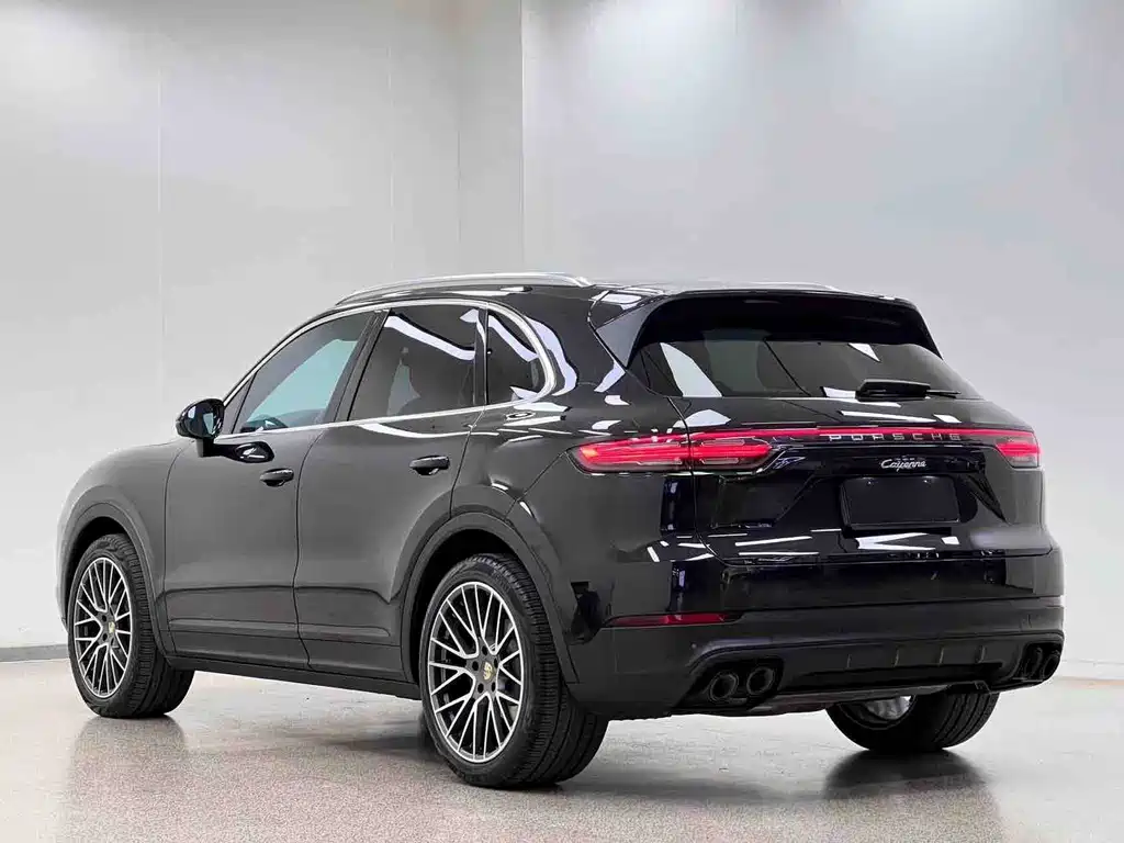Porsche Cayenne — миниатюра 32