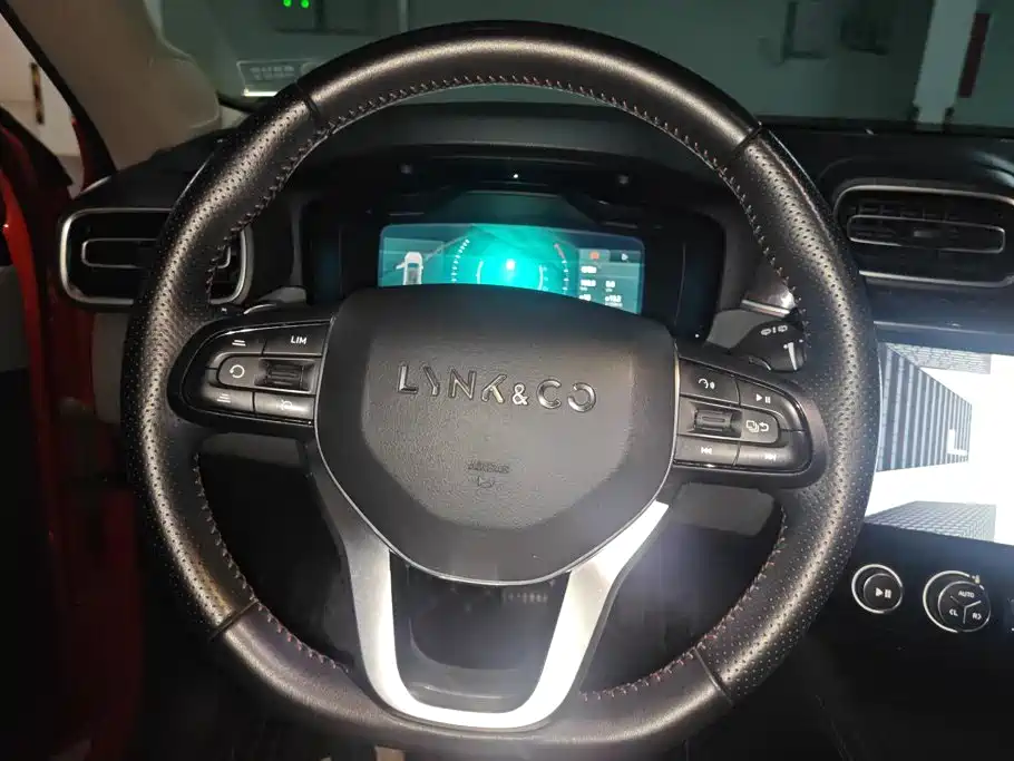Lynk & Co 02 — миниатюра 15