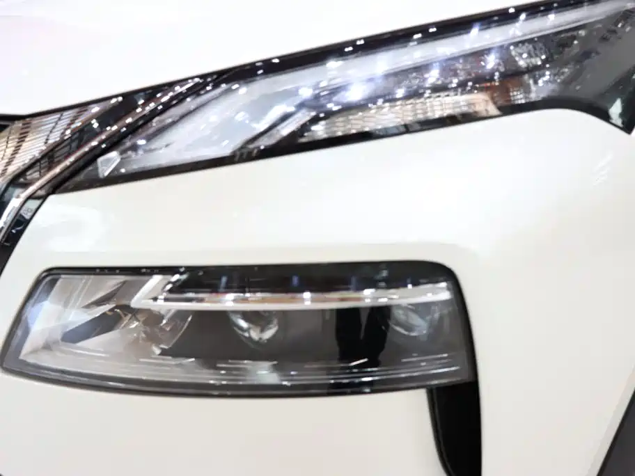 Nissan X-Trail — миниатюра 7