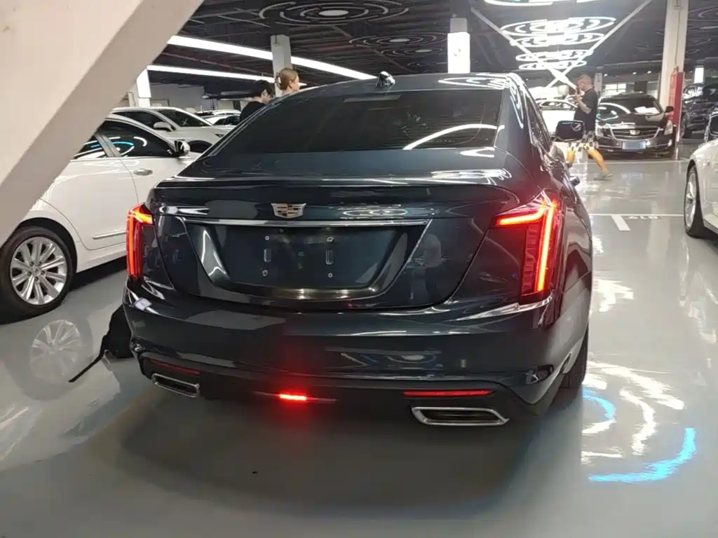 Cadillac CT5 — миниатюра 6