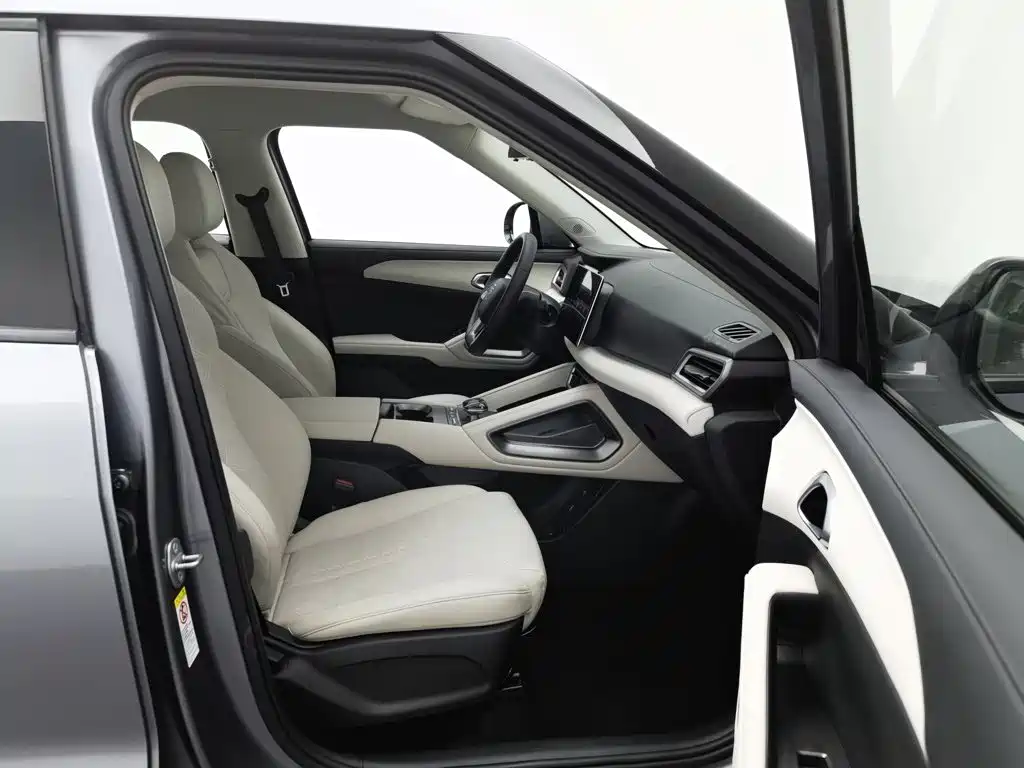 BYD Yuan UP — миниатюра 23
