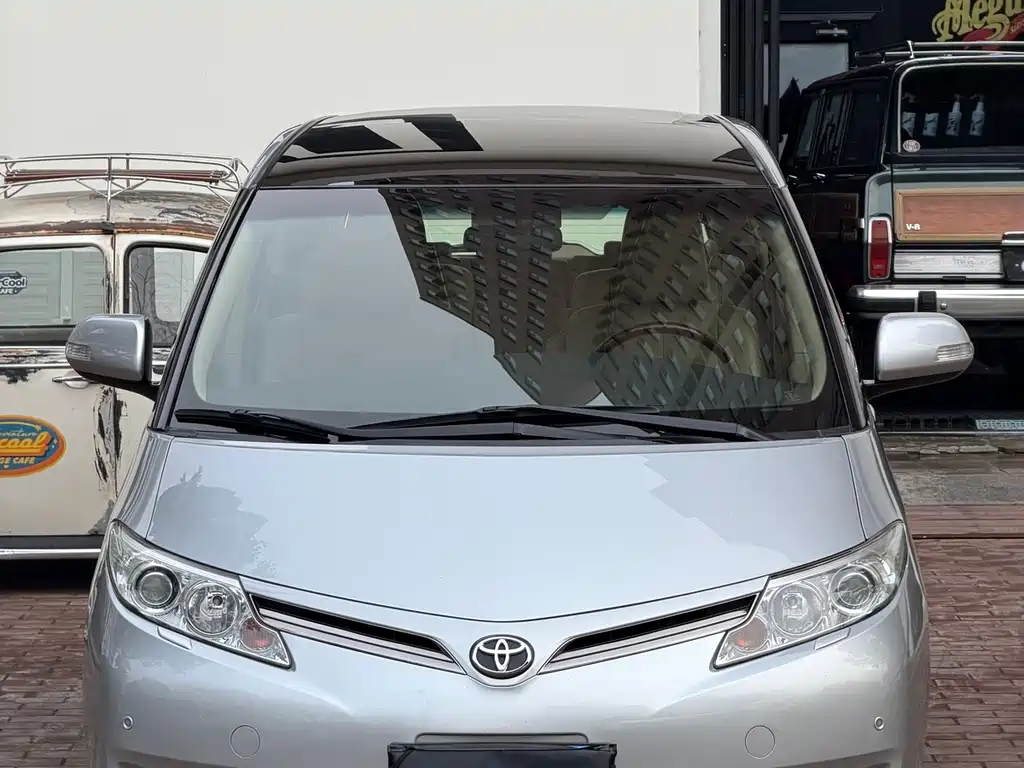 TOYOTA PREVIA