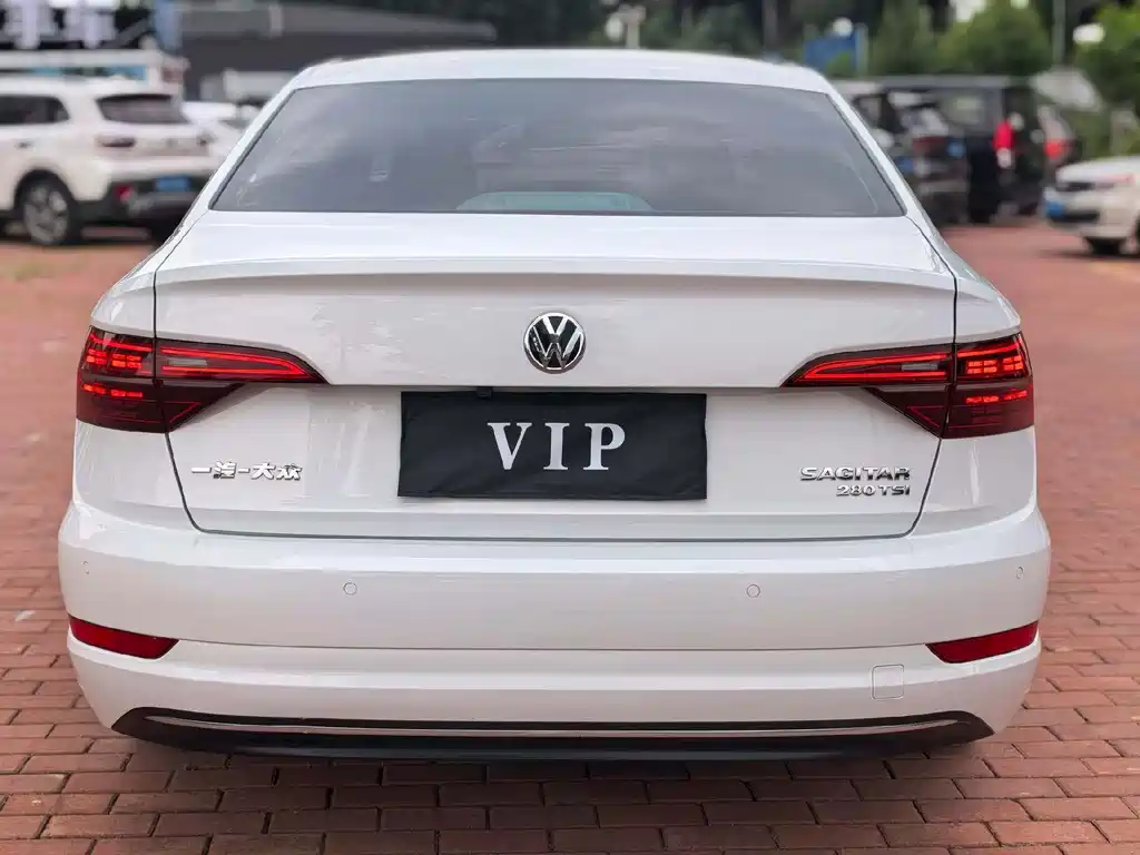 Volkswagen Sagitar — миниатюра 5