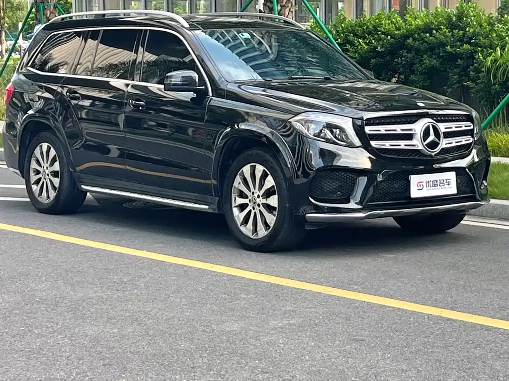 Mercedes-Benz GLS — миниатюра 37