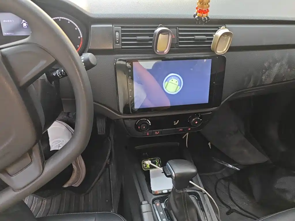 Qoros Qoros 3 — миниатюра 16