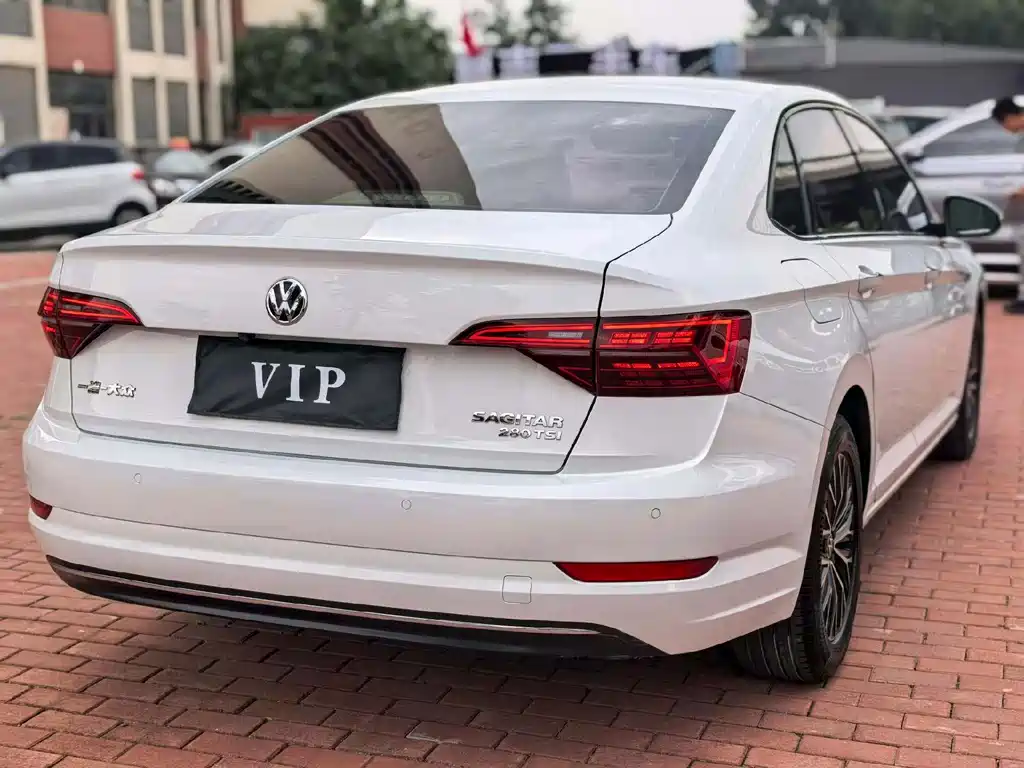 Volkswagen Sagitar — миниатюра 4